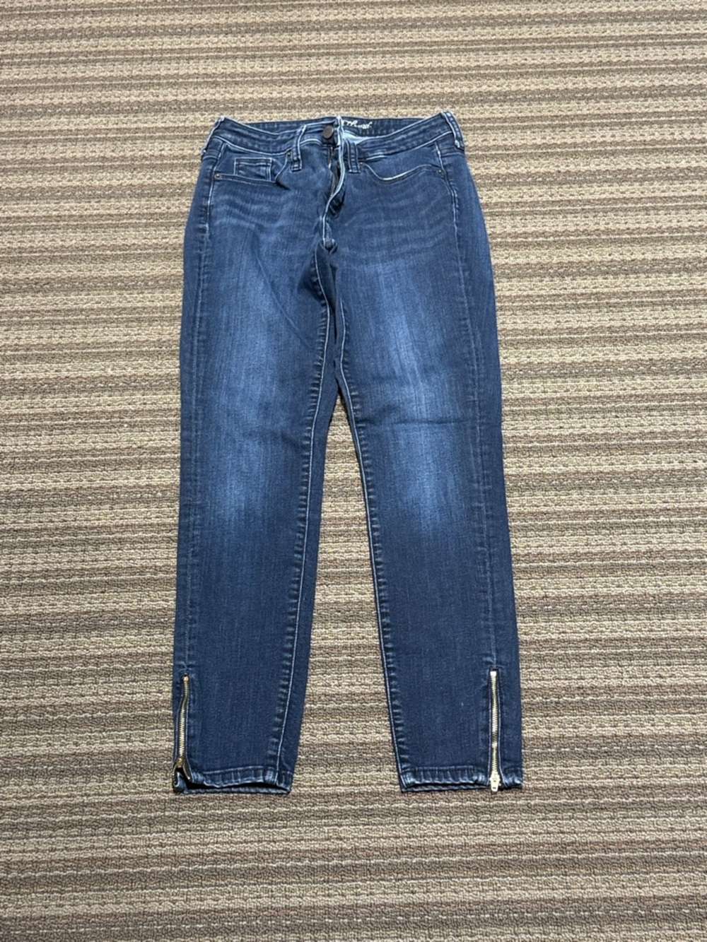 Universal Thread Dark Blue Skinny Jeans with Ankle Zips